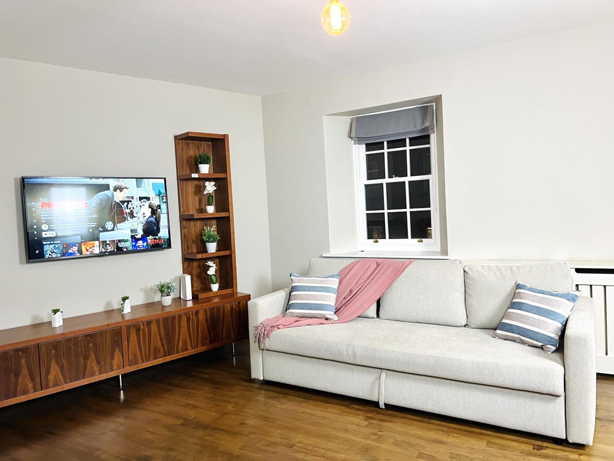 Lovely Spacious Apartment At Temple Bar Dublin Exterior photo