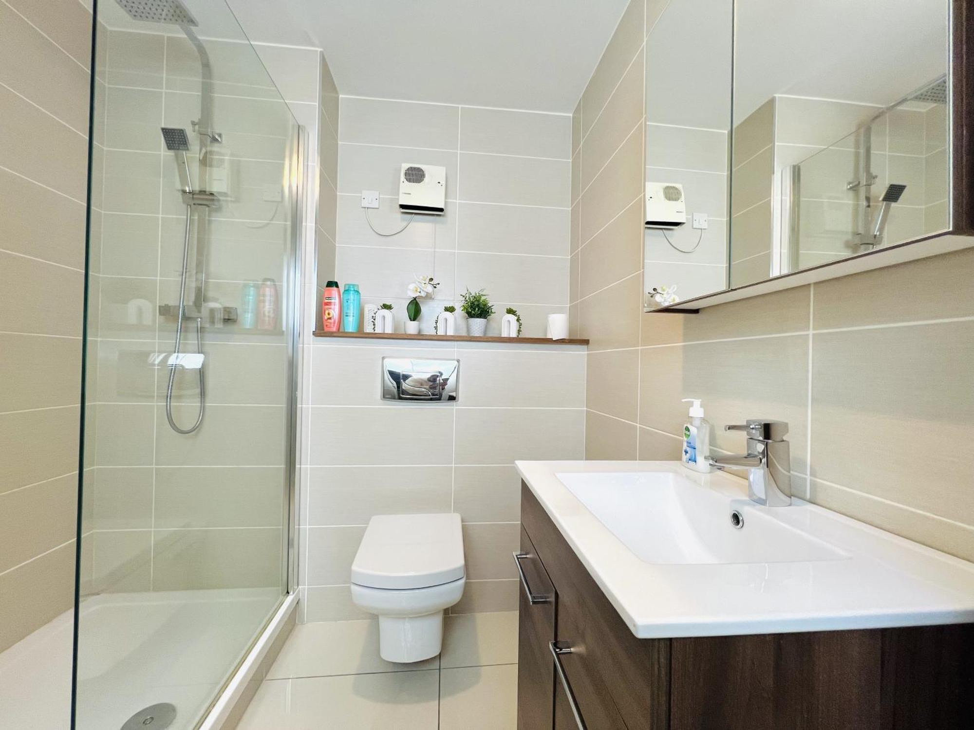 Lovely Spacious Apartment At Temple Bar Dublin Exterior photo